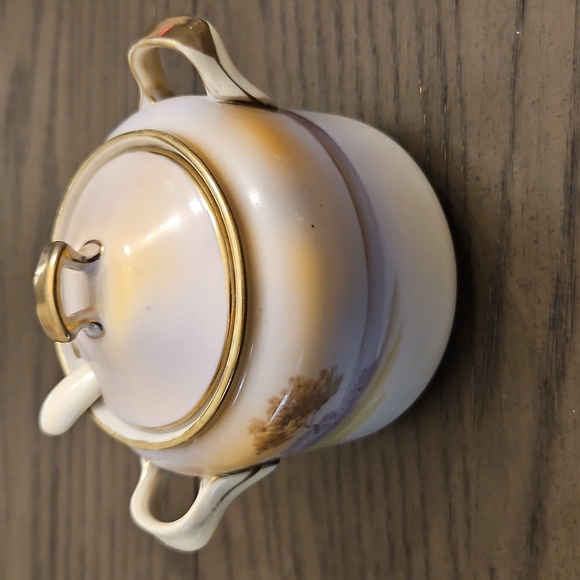 Elegant Vintage Nippon Cream and Gold Serveware Jar - Picture 3 of 16